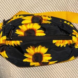 Sunflower Print Fanny Pack